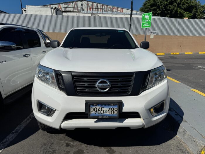NISSAN FRONTIER 2021 ESTANDAR  4x4 - Imagen 3