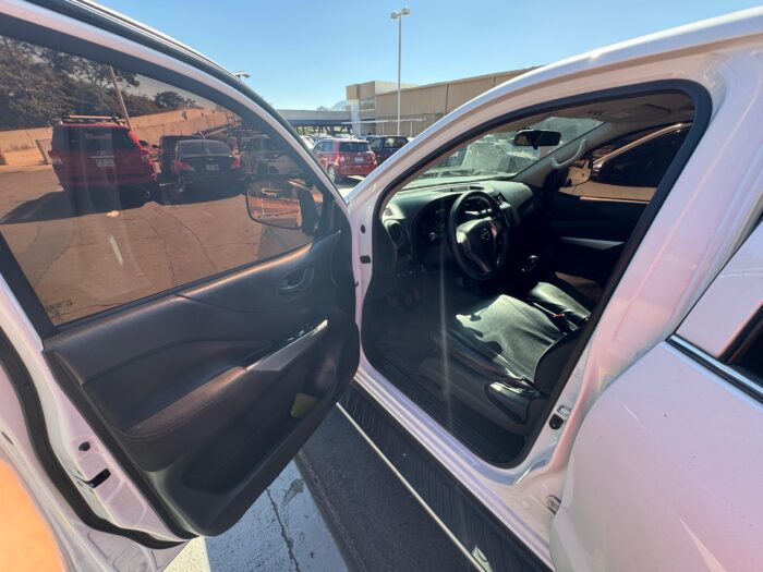 NISSAN FRONTIER 2021 ESTANDAR  4x4 - Imagen 8