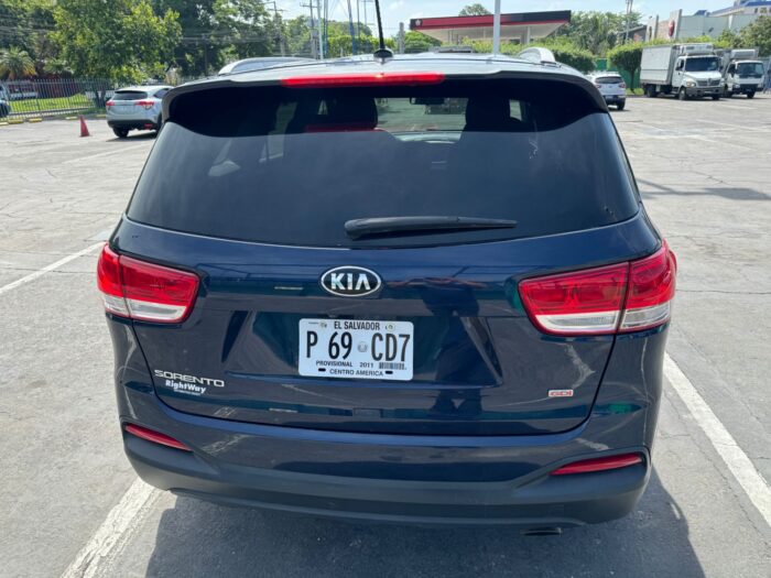 KIA SORENTO 2010 4x2 - Imagen 4